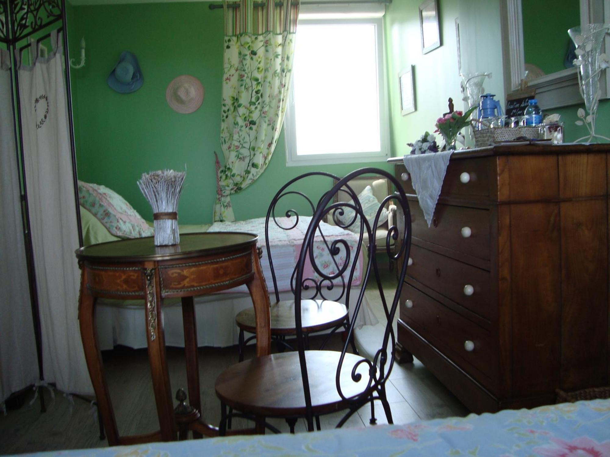 D'hotes Aux Portes De Brehat Bed & Breakfast
